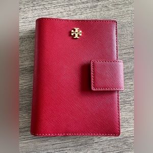 Tory Burch Passport Wallet